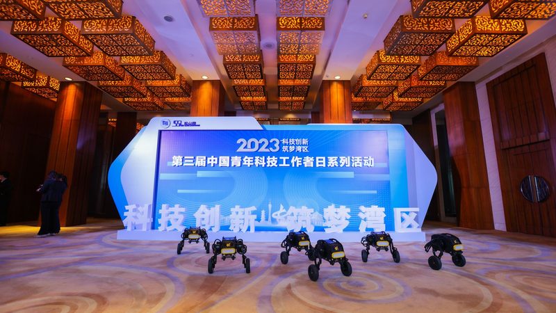 企业移动办公，如何构建高效安全的新生态？**
